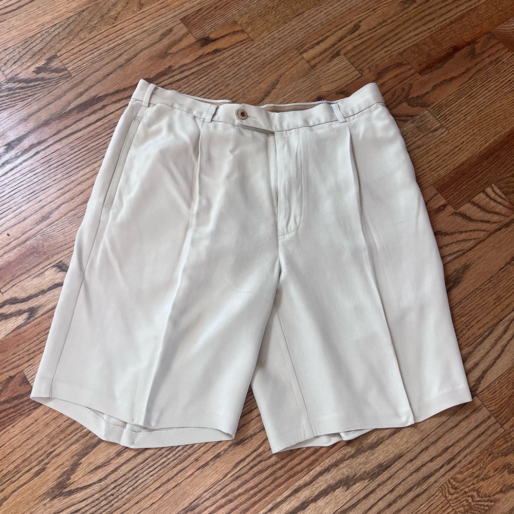 Tommy Bahama Men's Tan Flat Front Shorts